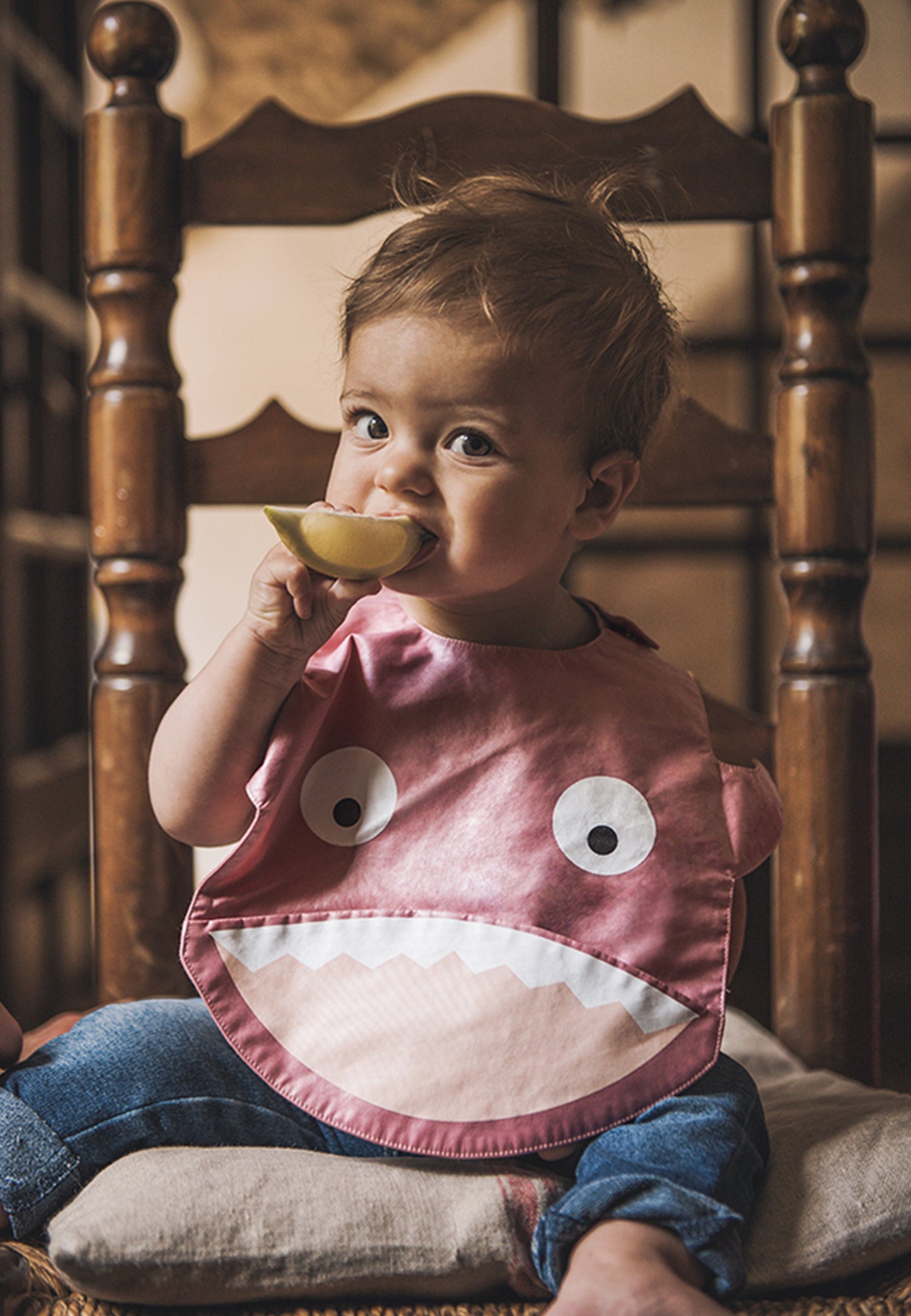 Babero impermeable Tiburón rosa