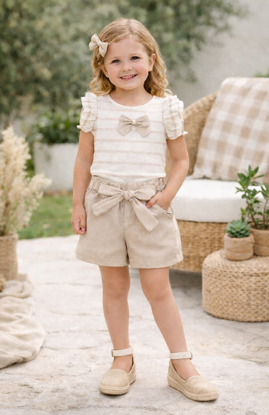 Conjunto niña rayas camiseta y short lino – Alma Petit 622005007