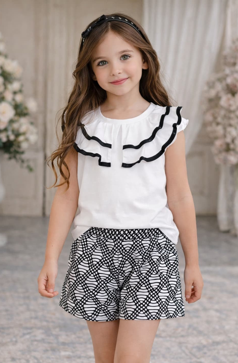 Conjunto niña de camiseta con volantes y short estampado – Diverchic 522009019