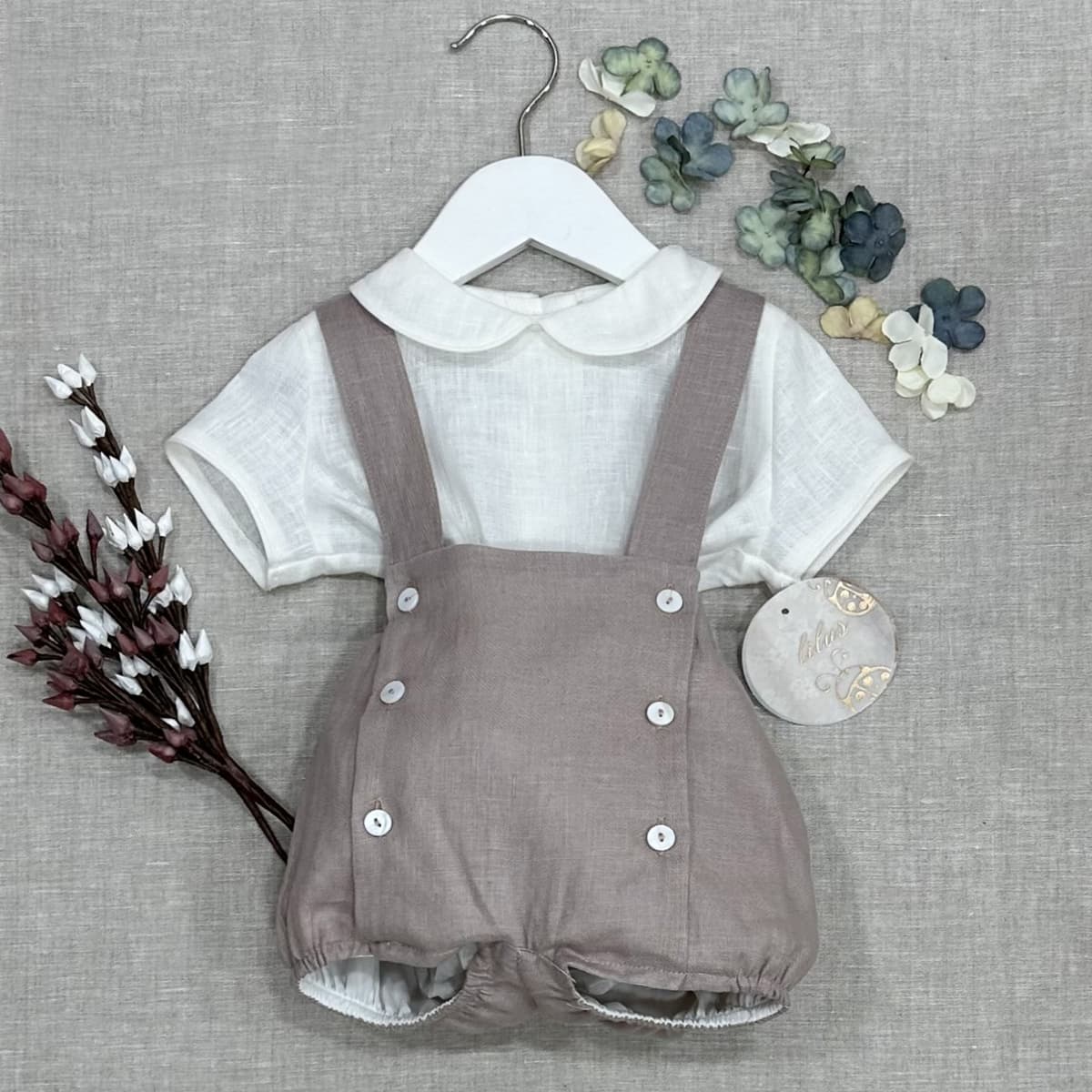 Conjunto de Ceremonia para Bebé – Rana Beig con Blusa Malva Lilus 23825