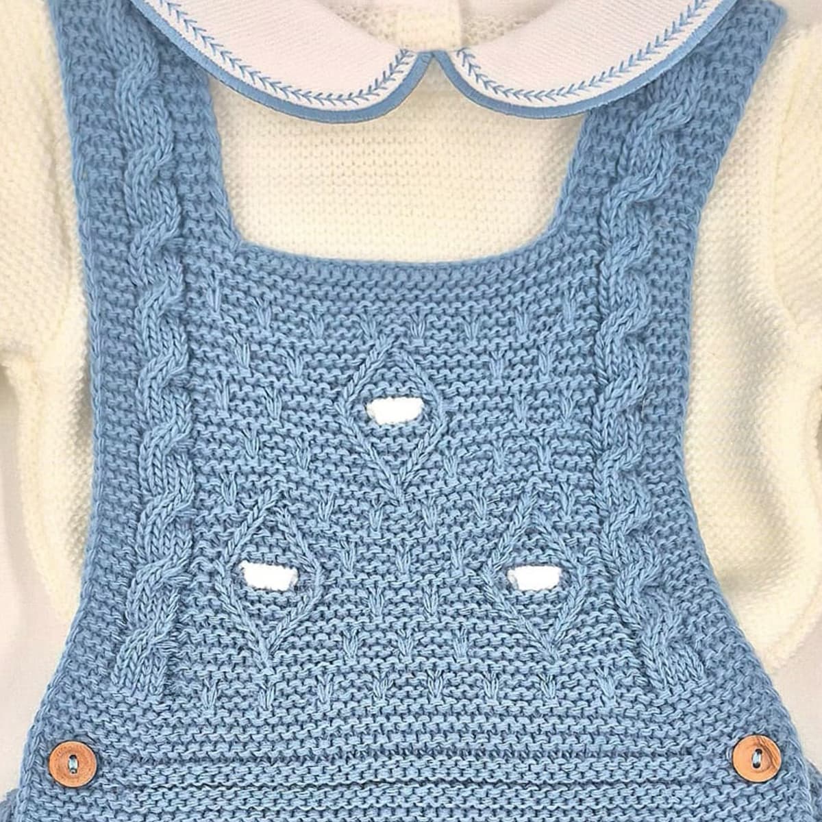 Conjunto de primera puesta para bebé con ranita celeste y jersey crudo Glory Bebé 29107 Lana 100% acrílica