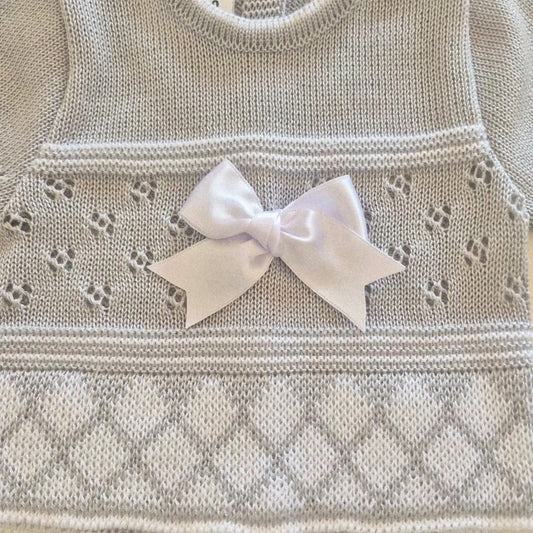 Conjunto para bebé de perlé 3213C La Casita de Pepito Gris