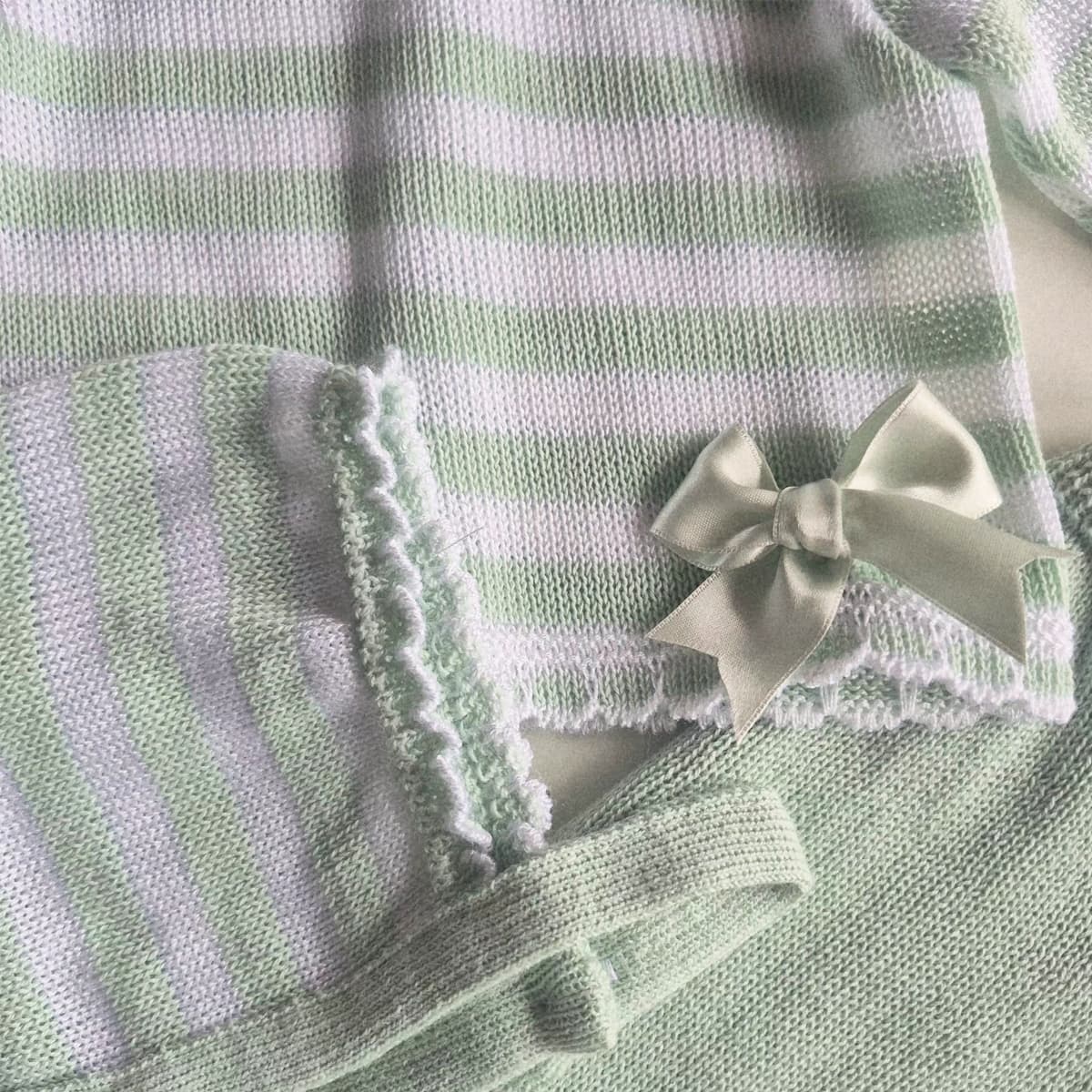 Conjunto rayas de Perlé verde para Bebé - La Casita de Pepito 3416