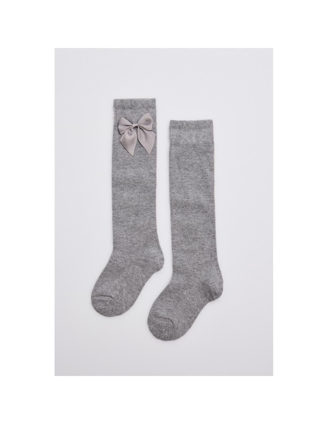 Calcetín infantil con lazo Ysabel Mora 02820
