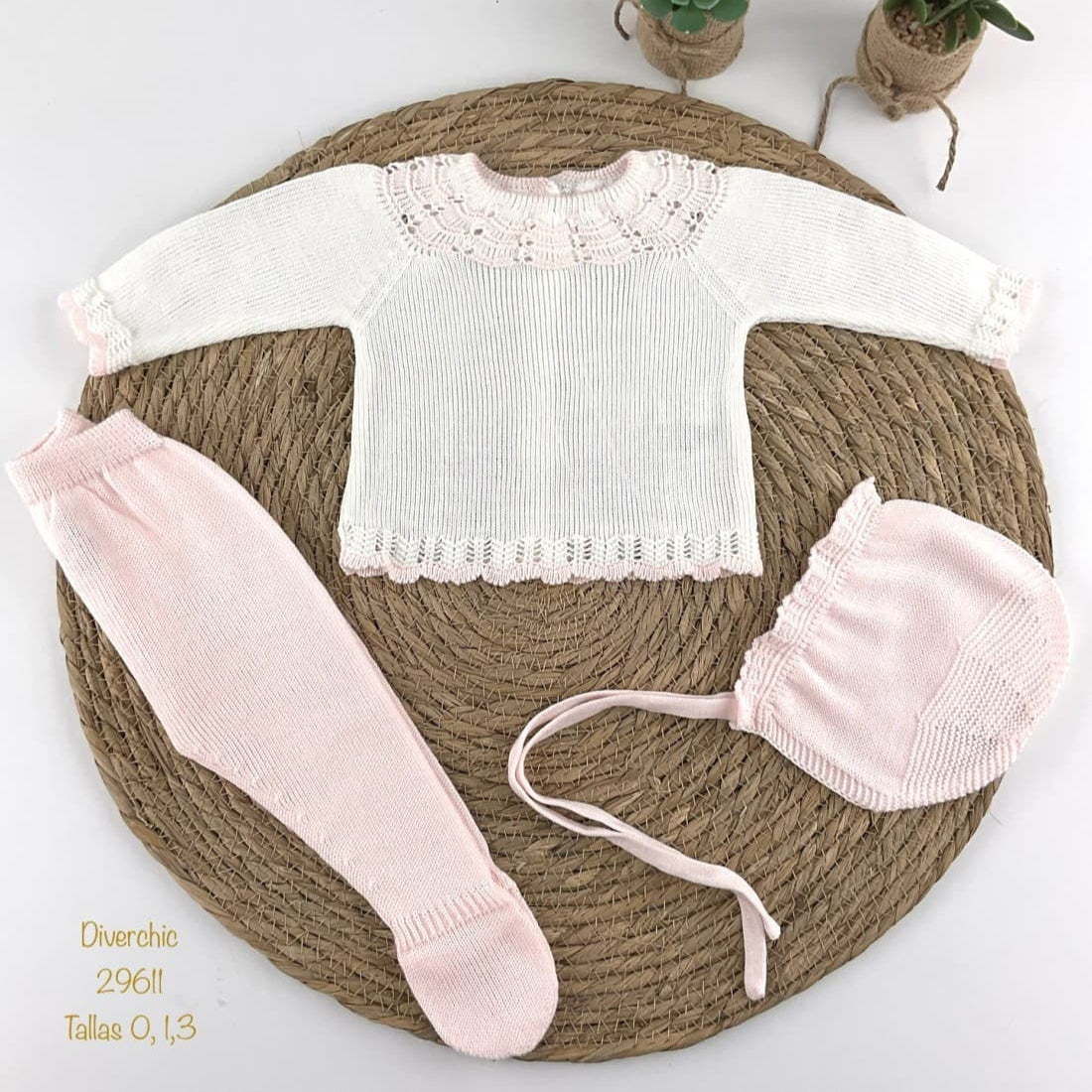 Diverchic 29611 Blanc Rose Perle Première Tenue Bébé