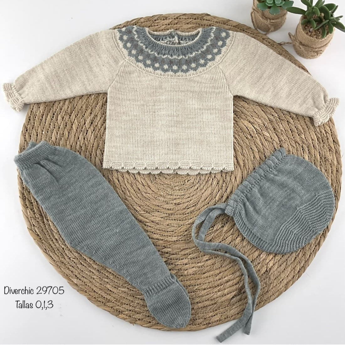 Ensemble bébé en laine verte à motifs ajourés Diverchic 29705