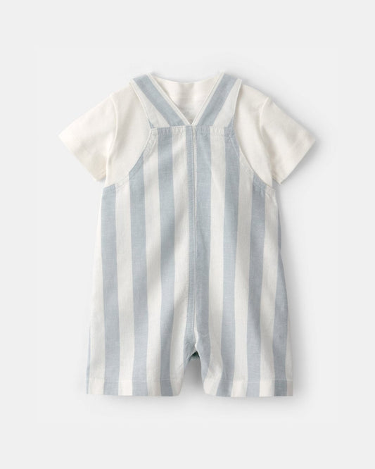 Conjunto dos piezas de lino con peto corto a rayas y camiseta azul