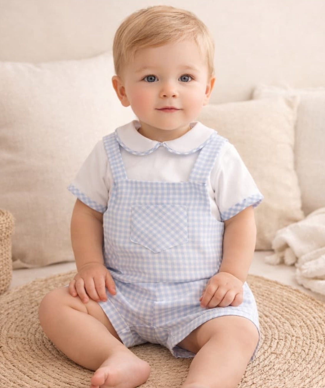 Conjunto peto bebé azul vichy con blusa blanca · Algodón · Creaciones Baby Ferr 622026236 Fabricado en España (3–18 meses)