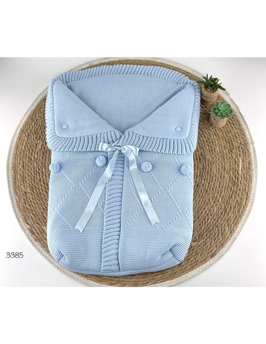 Saco de lã para bebé com laço decorativo e borlas 521103385