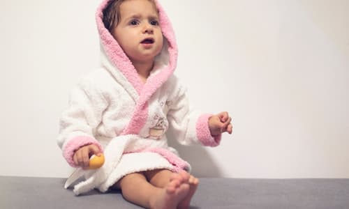 Albornoz bebé niña
