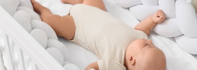 Trenza protectora para cuna del bebé