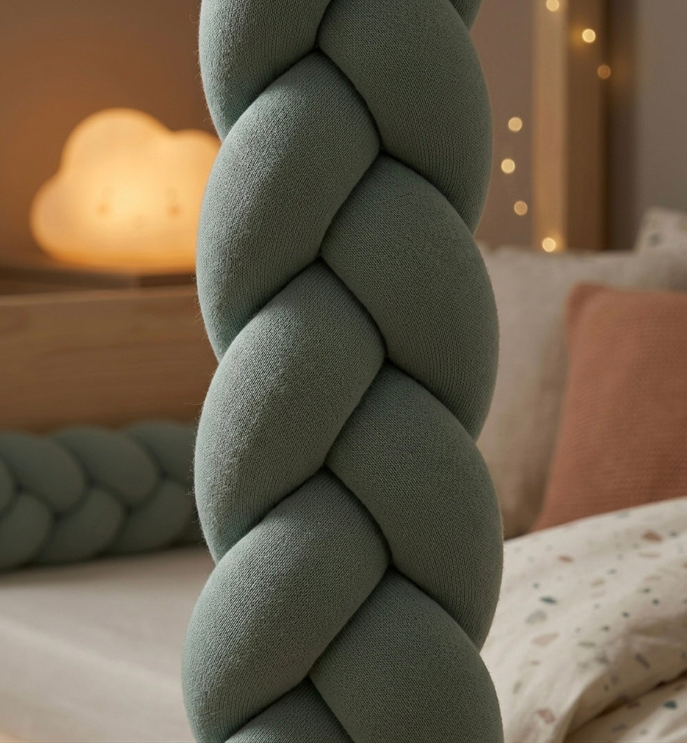 Trenza Protector de Cuna 180cm MUSGO Muselina