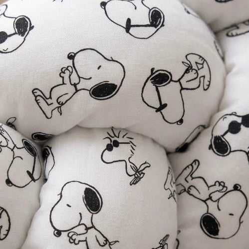 TRENZA PROTECTORA CUNA & CAMA | Colección Especial SNOOPY Blanco (Pre-Order)