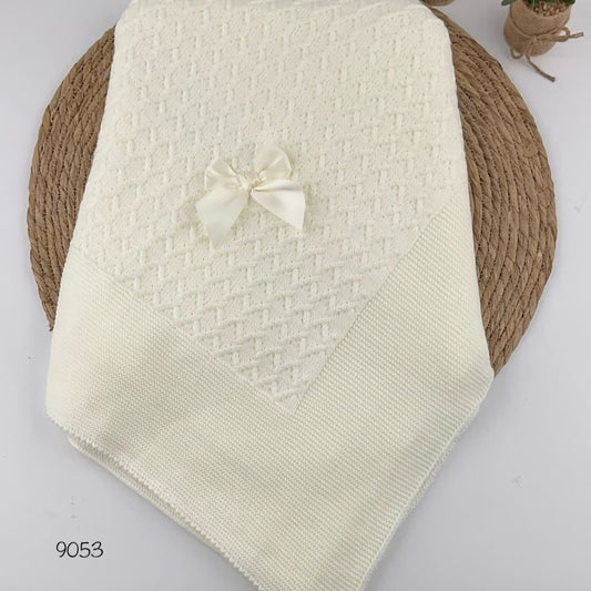 Châle bébé en laine rose Pelottas 9052