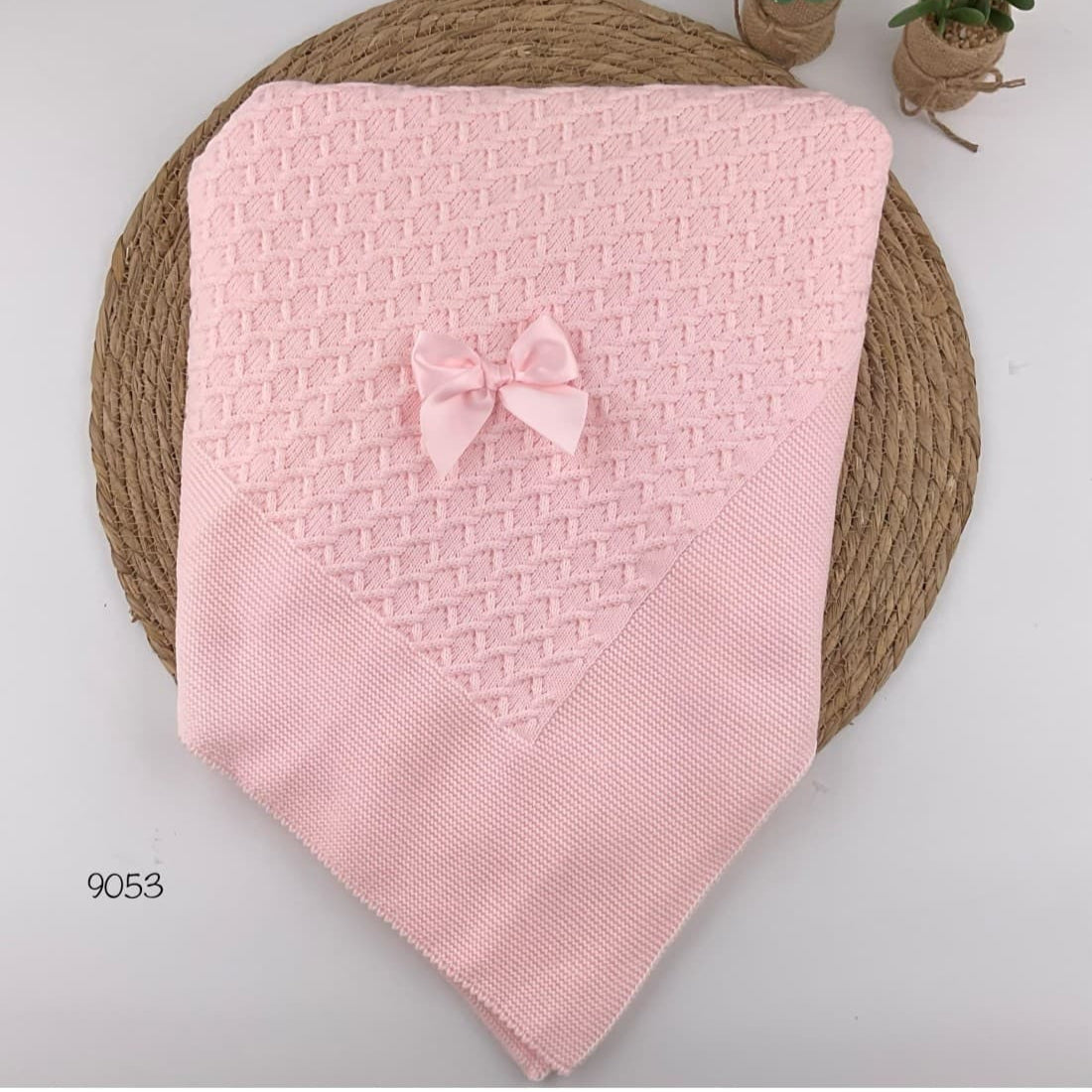 Toquilla de bebé de lana punto combinado rosa Pelottas 9053