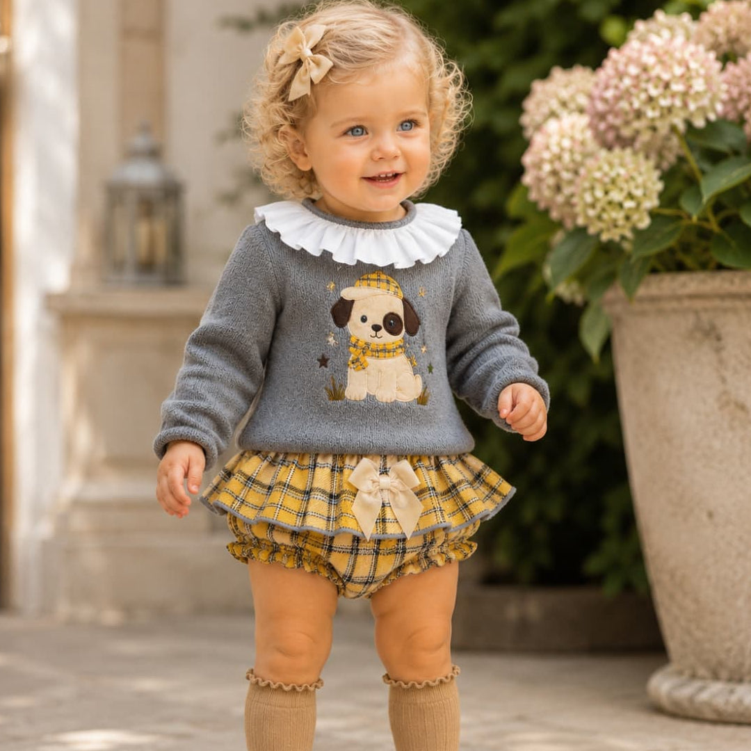 Conjunto de bebé niña de dos piezas con suéter perrito cuello volante y braguita de cuadros Alma Petit 622108009 (Modelo 8009)
