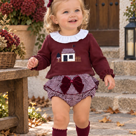 Conjunto de bebé niña con sudadera granate casita bordada y braguita falda vichy Alma Petit Referencia 622108031 (Modelo 8031)