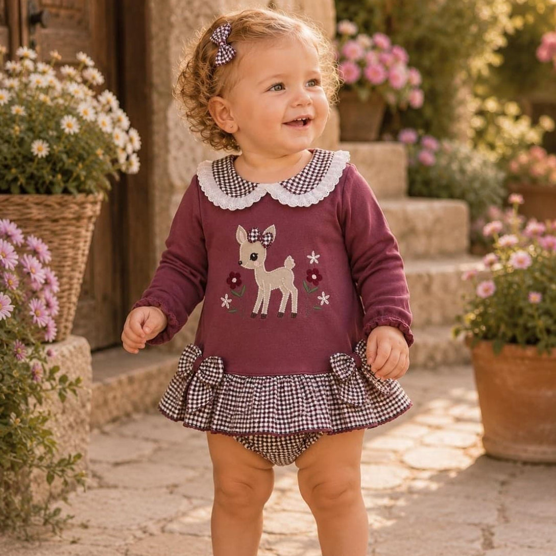 Conjunto de bebé niña de dos piezas con vestido cervatillo y braguita cubrepañal vichy Diverchic 622104002