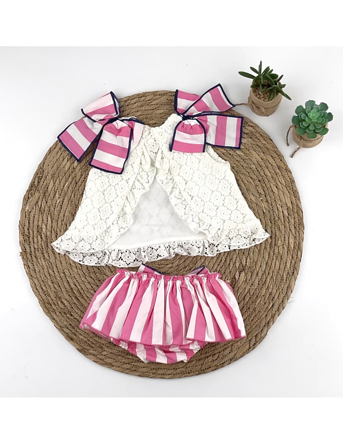 Conjunto bebé niña blusa y braguita blonda – Diverchic 622004006