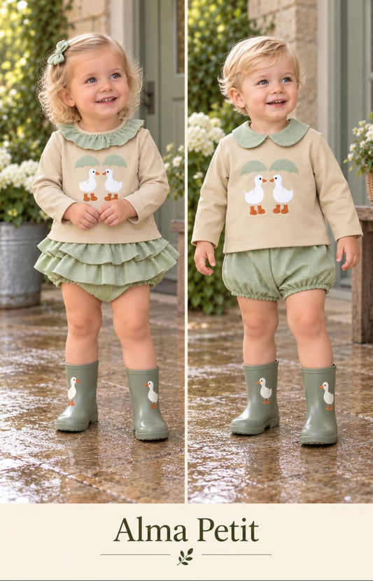 Conjunto de bebé niña de dos piezas con sudadera de ocas y braguita de volantes vichy verde Alma Petit Referencia 622108019 (Modelo 8019)