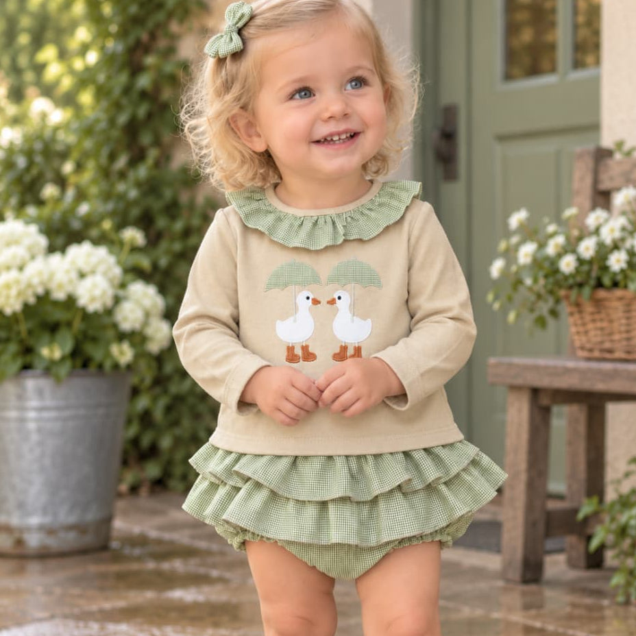 Conjunto de bebé niña de dos piezas con sudadera de ocas y braguita de volantes vichy verde Alma Petit Referencia 622108019 (Modelo 8019)
