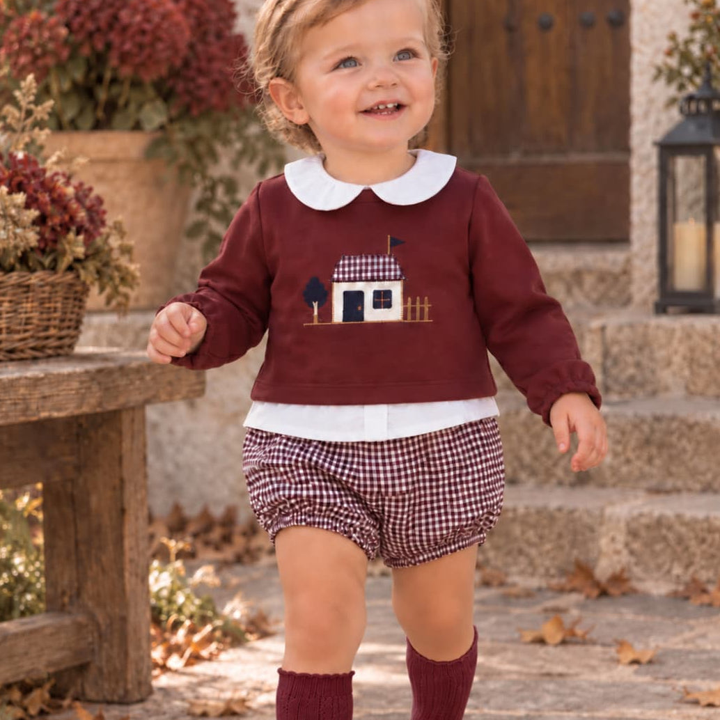 Conjunto de bebé con sudadera burdeos bordada de casita y bombacho vichy forrado Alma Petit Referencia 622108030 (Modelo 8030)