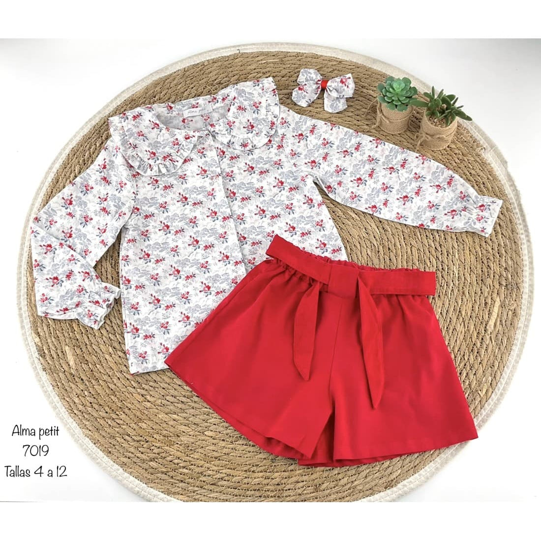 Conjunto niña Alma Petit 522107019 Flores Rojas Camisa estampada y short micropana con lazo