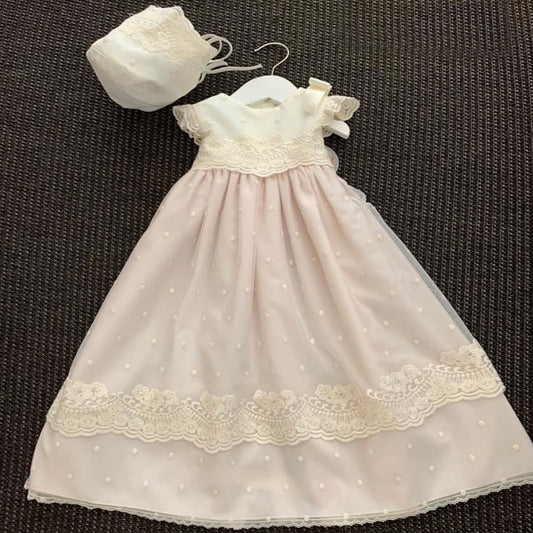 Faldón de Bautizo para Bebé con Lazos y Capota – Tul Remallado Lilus (6 meses) 23168