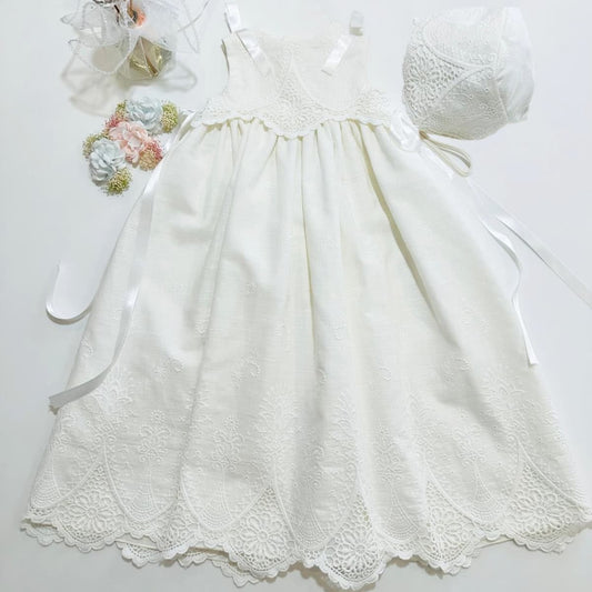 Faldón de Bautizo para Bebé con Capota – Tono Crudo Bordado Lilus (6 meses) 23193