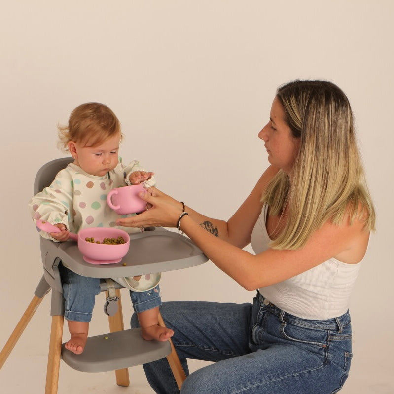 Kit Deluxe Vajilla + Babero BLW Pink 9 Piezas de Silicona orgánica con ventosas Nenina & Co