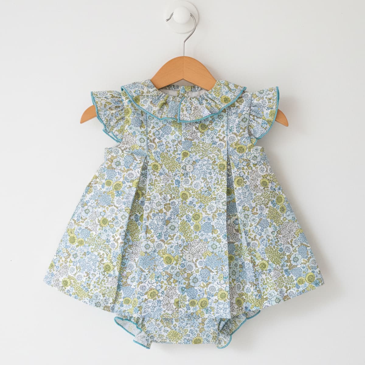 Jesusito verde bebé con estampado floral Baby Ferr 26141 (3 a 36 meses)