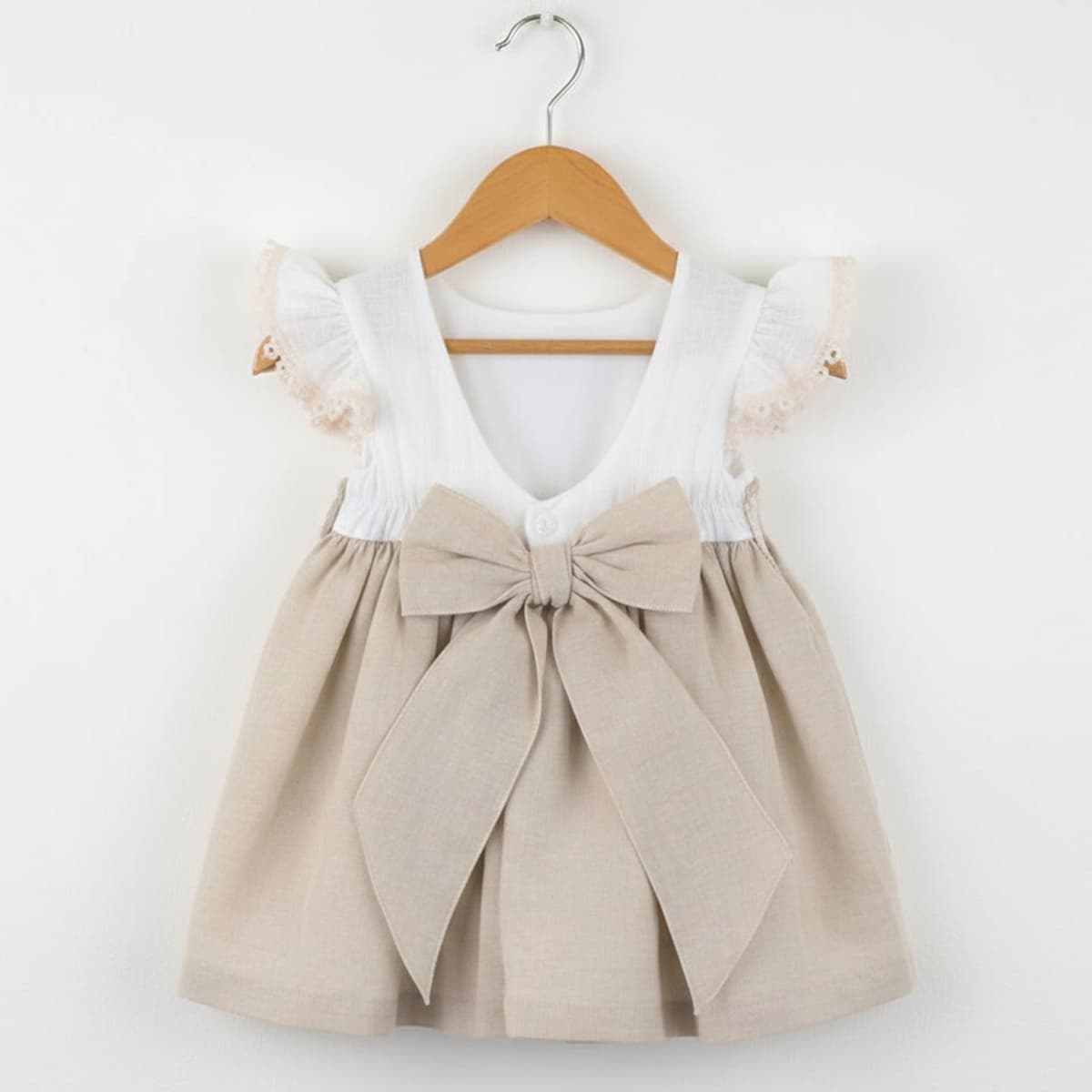 Vestido bebé niña color camel con encaje Baby Ferr 26519 Hecho en España