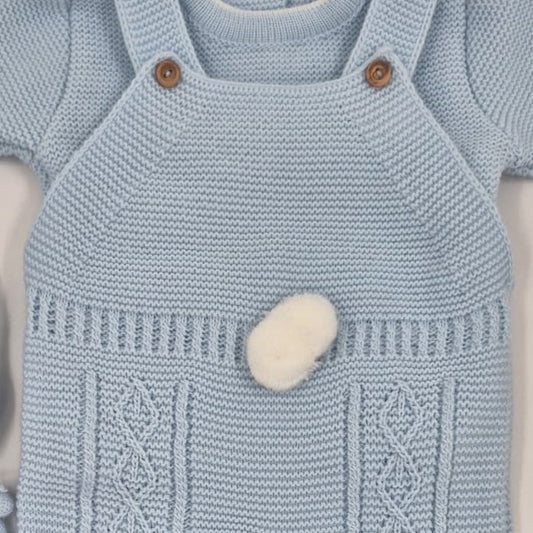Conjunto de bebé en color celeste con peto y capota Glory 29108 Dulzura que enamora desde el primer vistazo