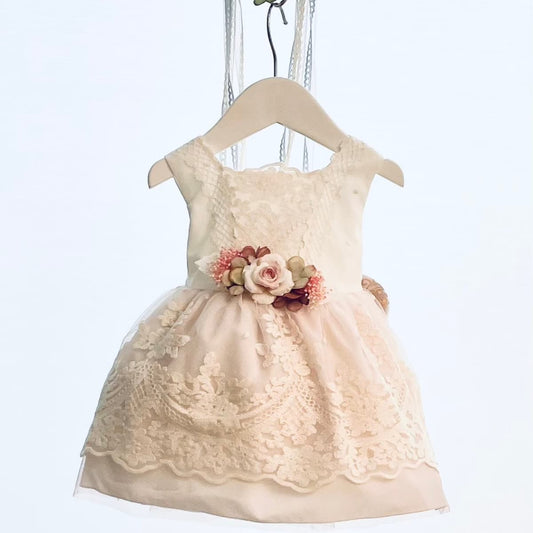 Vestido crudo con detalle maquillaje – Cristianar o ceremonia · Lilus 33160