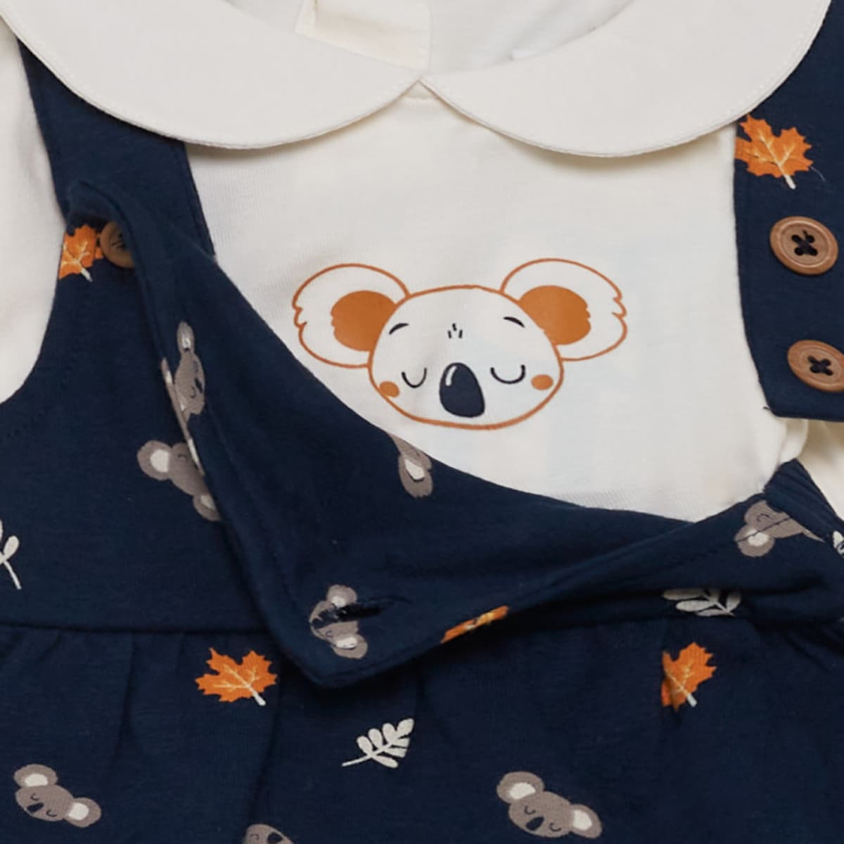 Conjunto de dos piezas para bebé de peto cubrepañal estampado koala y camisa Street Monkey 362034