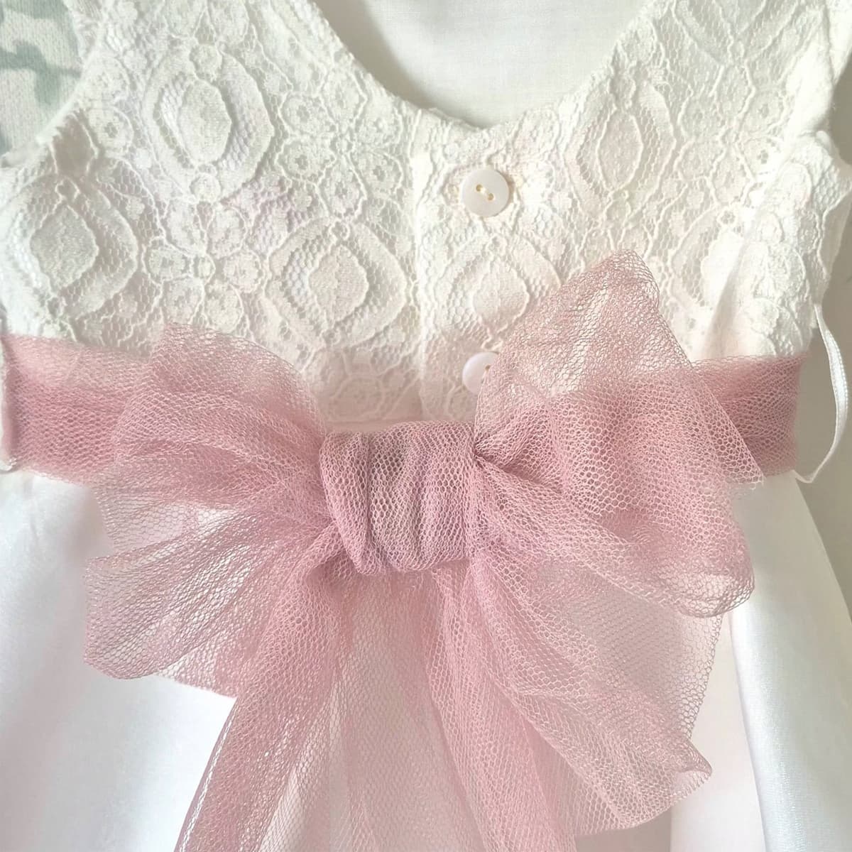 Robe de cérémonie écrue/bleue avec fleur amovible – Lilus 36162 