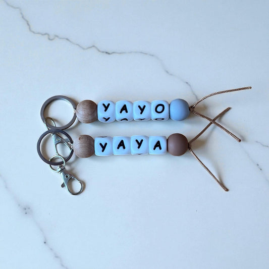 Llavero Gris  personalizado Nenina & Co