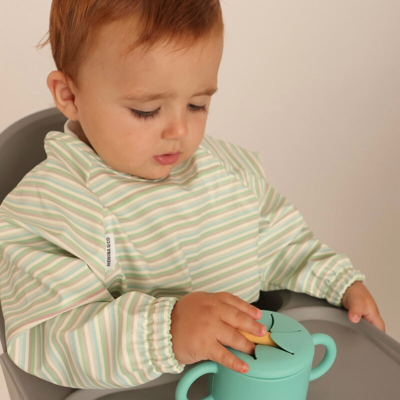 Kit Deluxe Vajilla + Babero BLW Pink 9 Piezas de Silicona orgánica con ventosas Nenina & Co