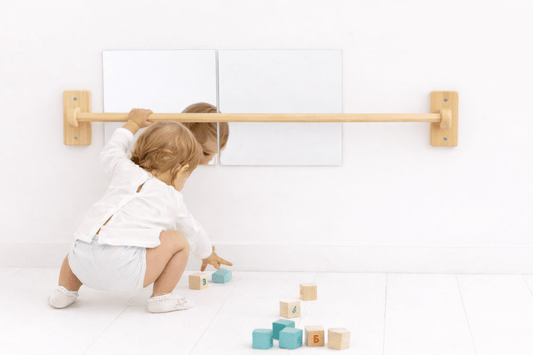 Barra montessori (Espejo no incluido)
