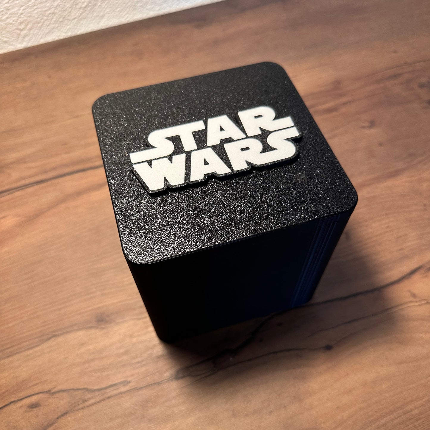 Ajedrez Épico Galáctico en 3D – Figuras de Batalla Estelar