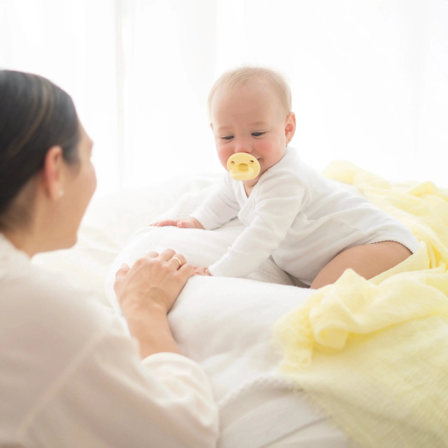 Chupete DIAMOND By Nenina & Co Amarillo Y Rosa pálido | Silicona Orgánica para Bebé +12 Meses