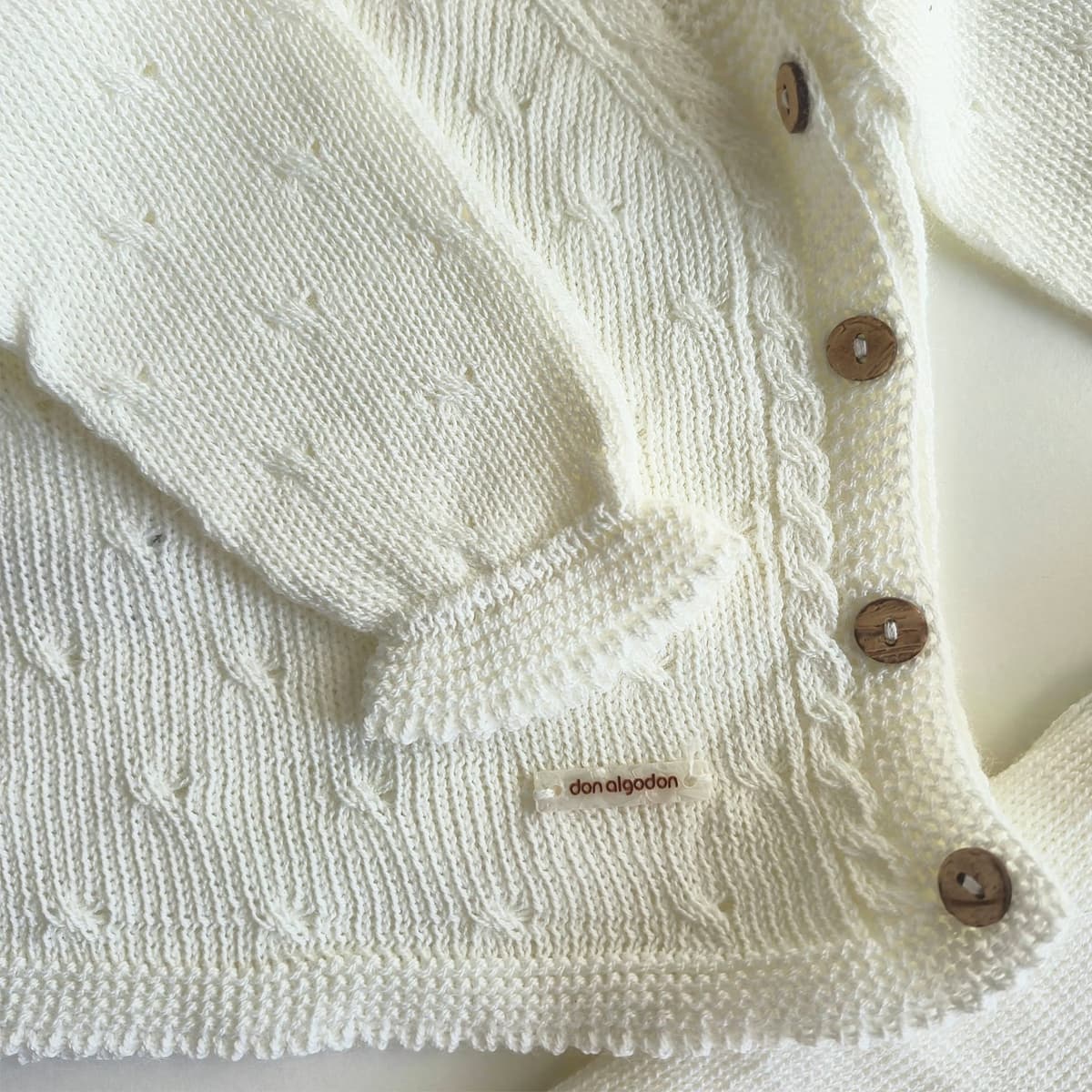 Conjunto bebé punto perlé crudo 2 piezas jersey + polaina DA-25 DON ALGODÓN