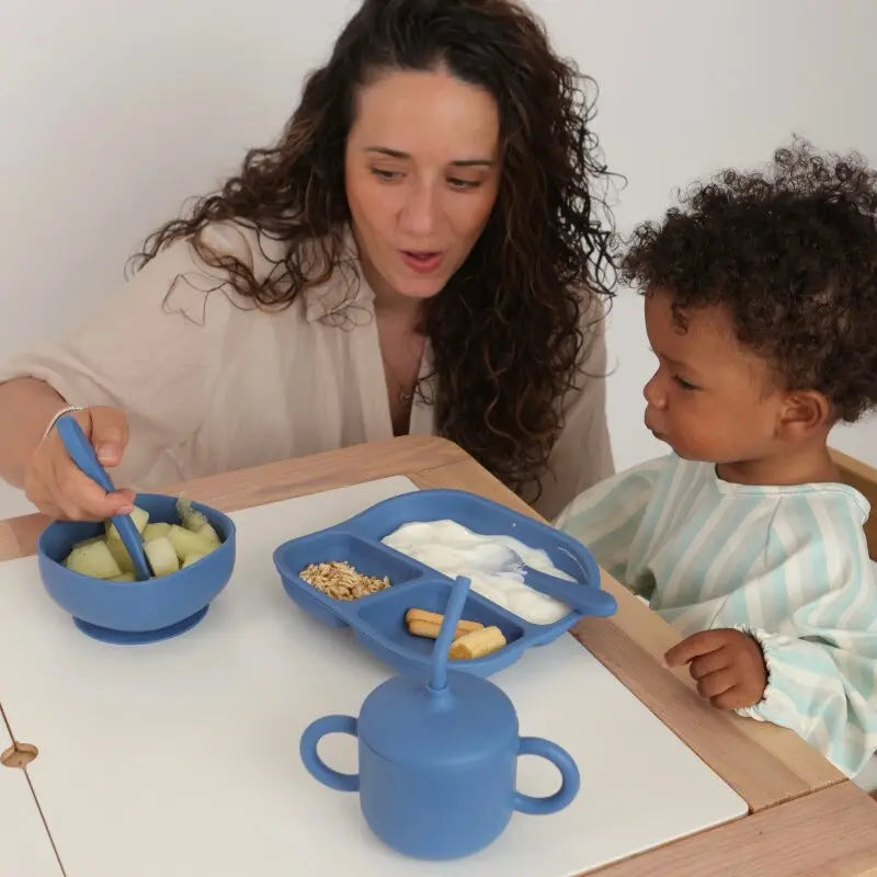 Vajilla BLW Blue 9 Piezas de Silicona orgánica con ventosas Nenina & Co