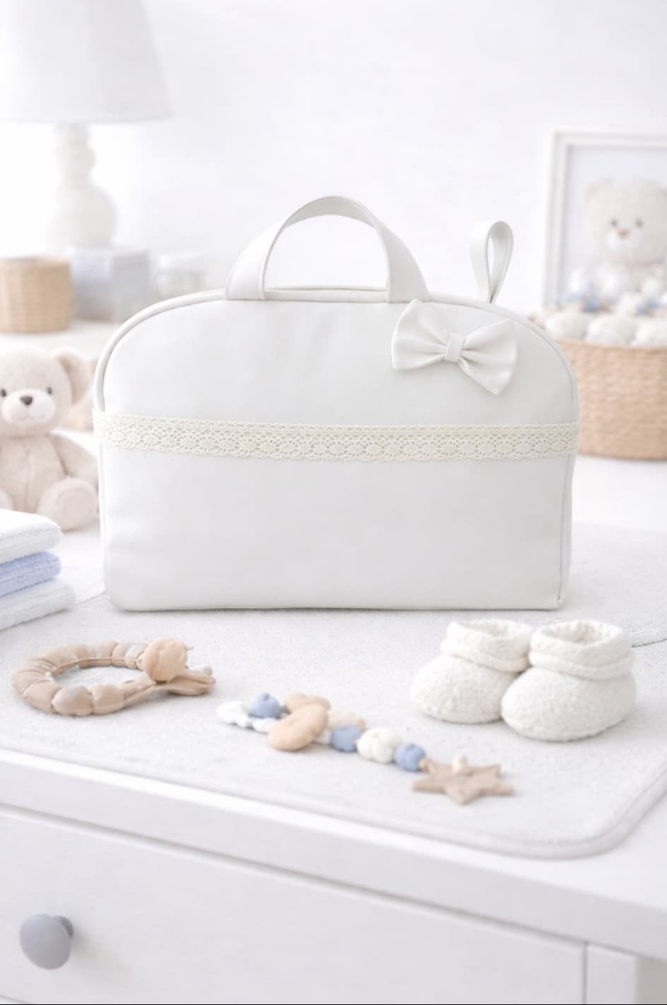 Bolso de bebé para carrito en polipiel con encaje – Alma Petit 72221