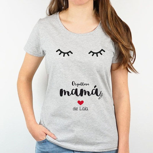 Camiseta manga corta personalizada mamá “Pestañas Orgullosa mamá” con nombre MI PIPO 181-235