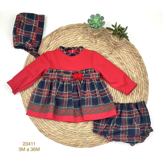 Chambrita bebé con gorro y braguita cuadros rojos 322123411