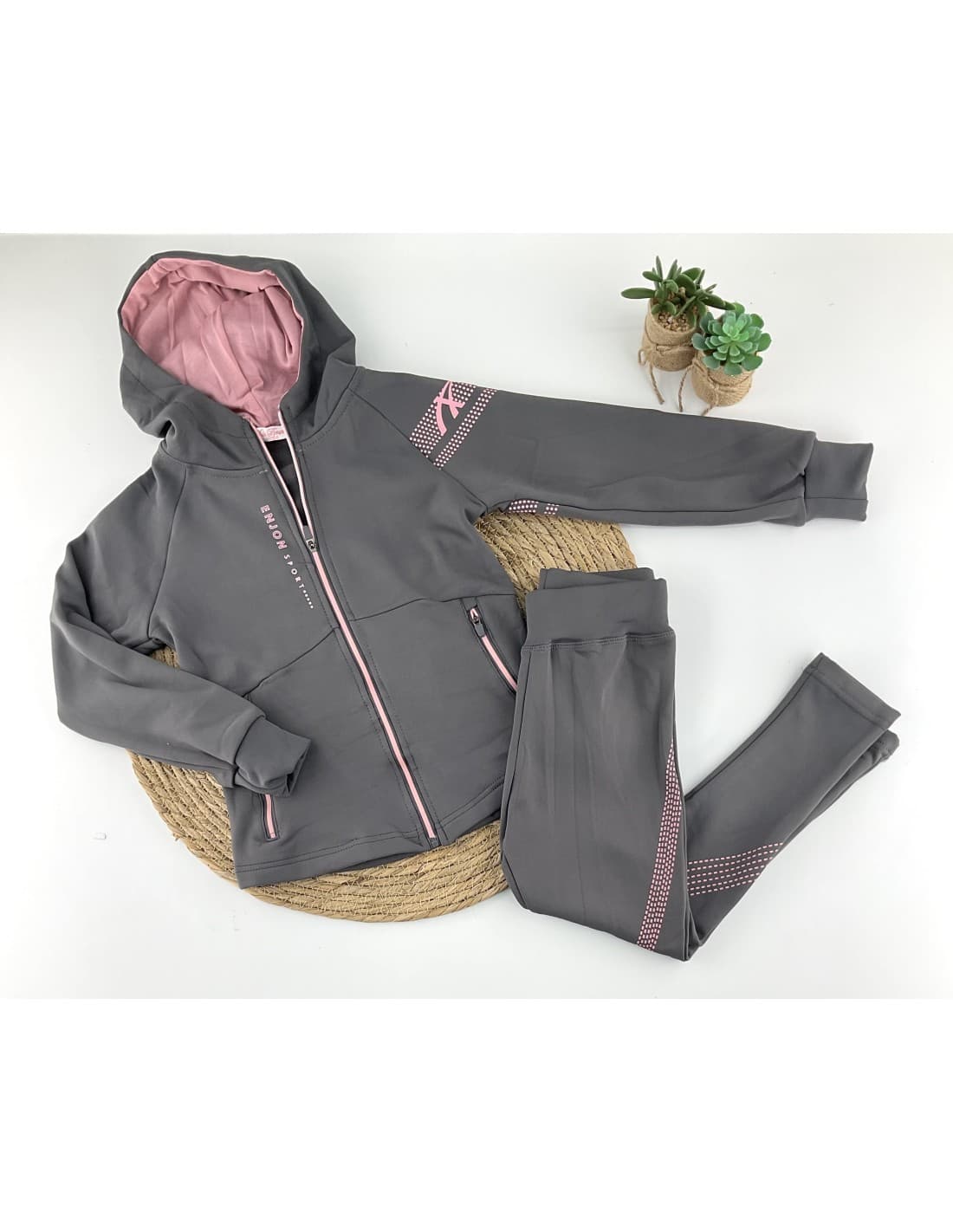 Macacão de Peluche para Mulher 522100274 Conforto, Estilo e Suavidade (4 aos 12 anos)