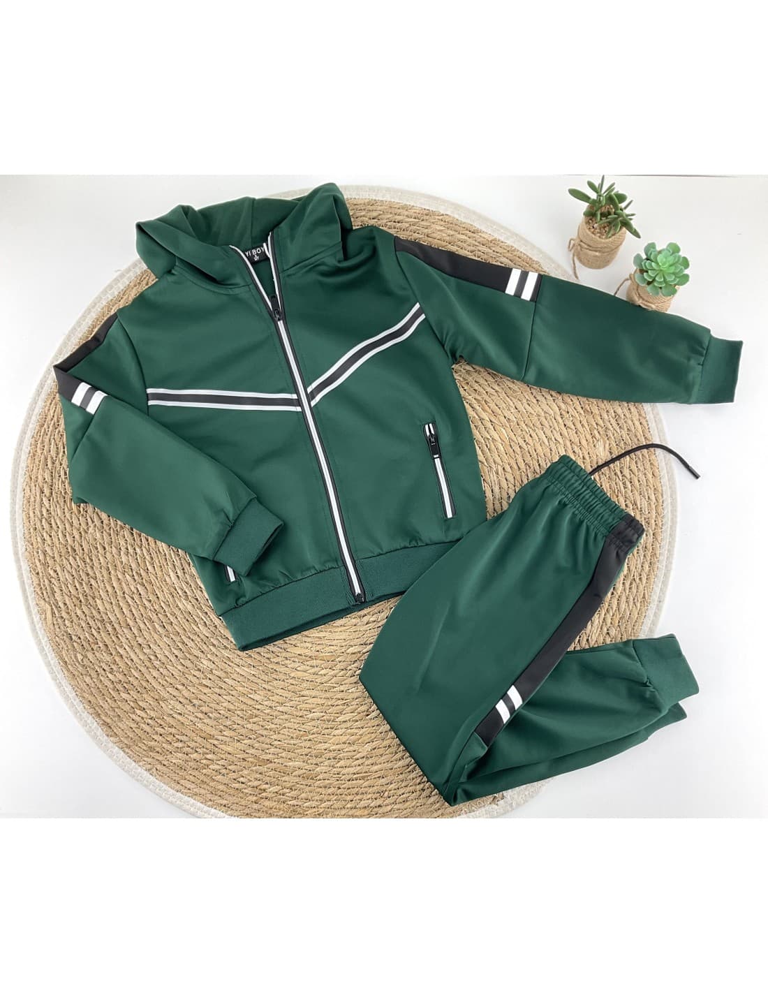 Chándal niño con capucha y cremallera 3 colores 522183411 (4 a 14 años)