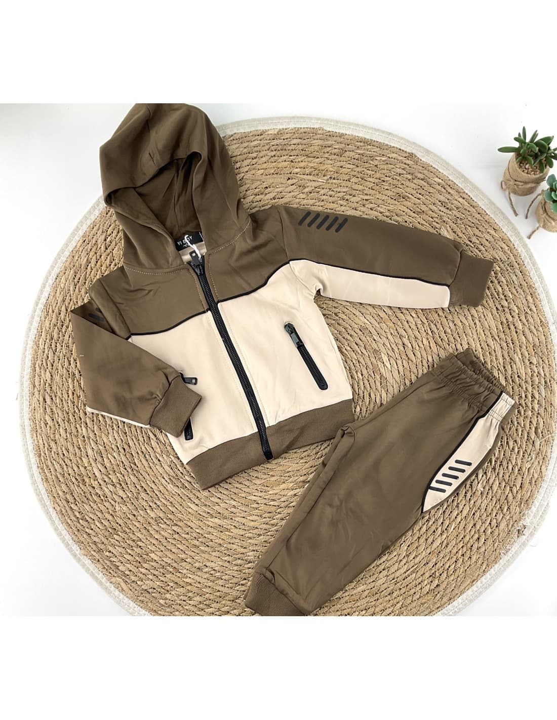 Fato de treino de acetato para menino com casaco e calças 522183611 (1 a 5 anos)