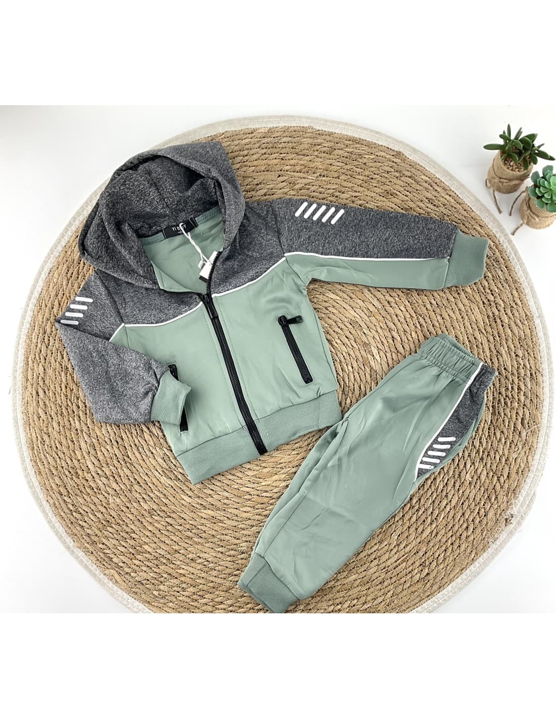 Fato de treino de acetato para menino com casaco e calças 522183611 (1 a 5 anos)